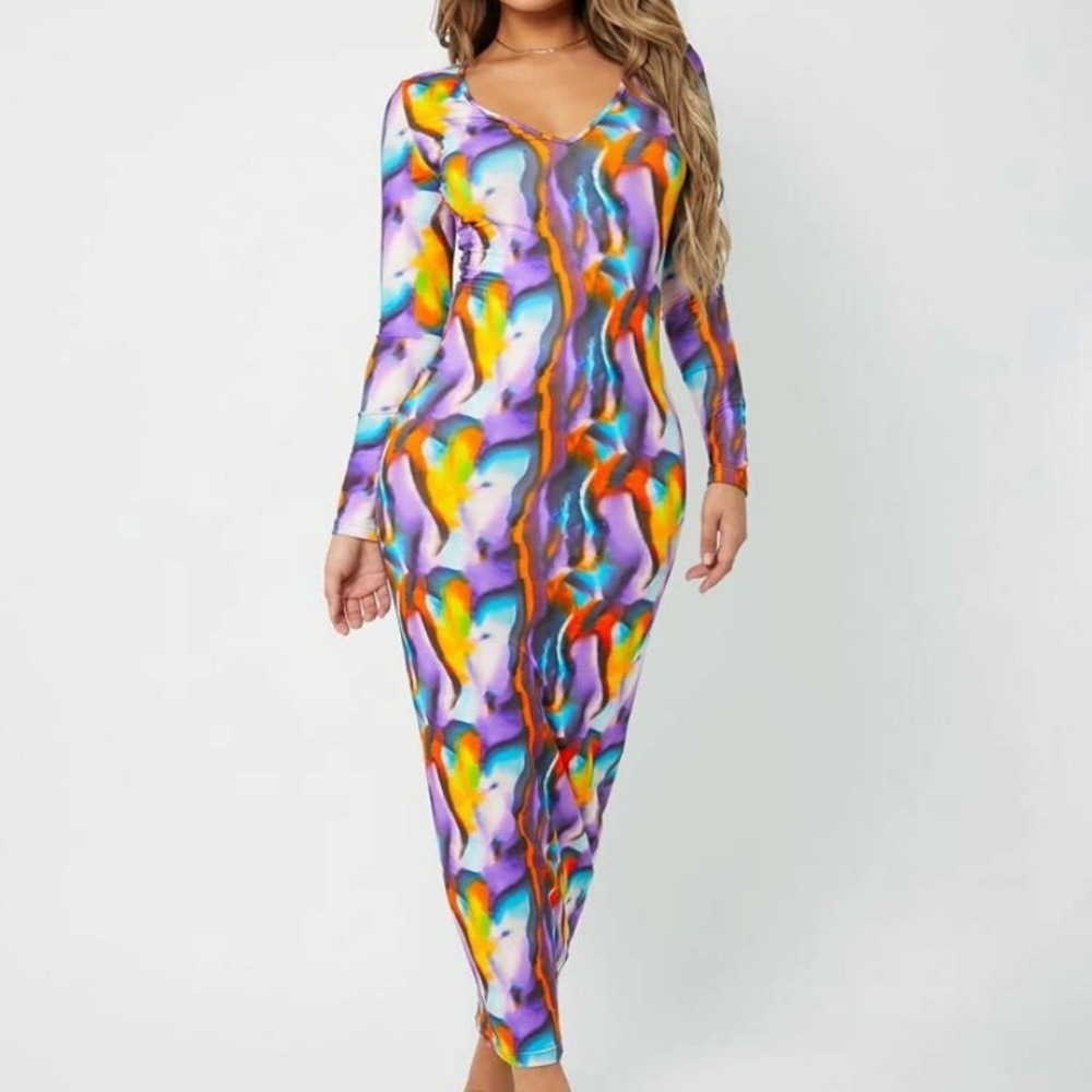 New Inventory 🔥Tie Dye V Neck Body-con Dress🔥 - Picture 5 of 5
